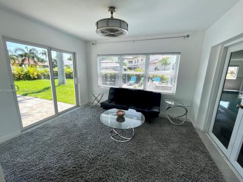 325 4 Ave, Dania Beach FL  33004-2723 exterior