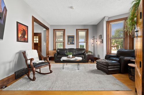 215 Kingwood St, Brainerd MN  56401-3321 exterior