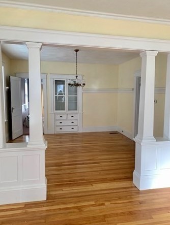 87 King Philip Rd, Worcester, MA 01606-2371