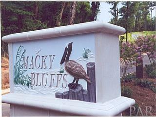 3015 Pelican Ln, Pensacola, FL 32514-8079