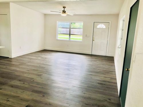 1645 Avenue C, Winter Haven FL  33881-4432 exterior
