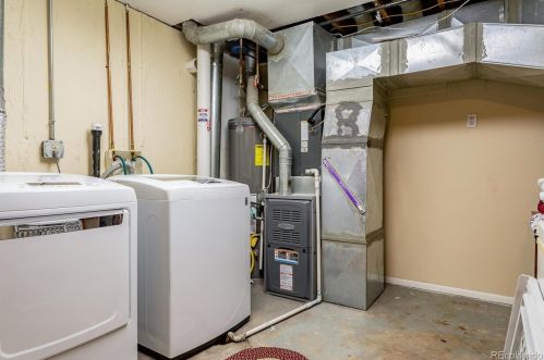 239 Aspen Dr, Denver CO 80403-9717 exterior