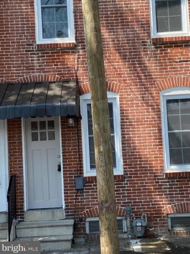 705 Van Buren St, Wilmington, DE 19805-3249