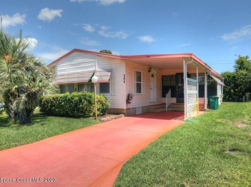 564 Marlin Cir, Sebastian, FL 32976-2404