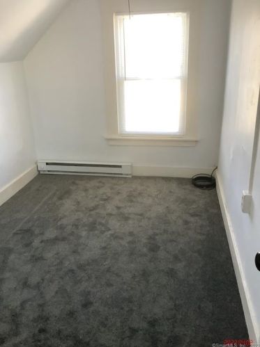 28 George St, Wallingford CT 06492-4008 exterior