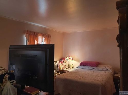 88 Rockland St, Paterson NJ 07501-2560 exterior