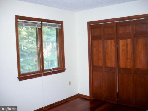 18 Crossley Dr, Dover DE 19901-5801 exterior