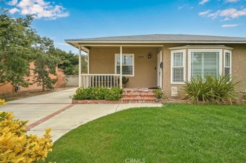 6654 Turnergrove Dr, Lakewood CA  90713-2752 exterior