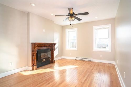 401 Armandale St, Pittsburgh PA 15212-4093 exterior