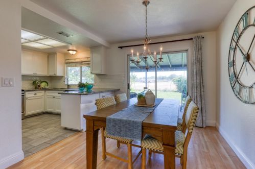 1320 I St, Rio Linda CA  95673-4403 exterior