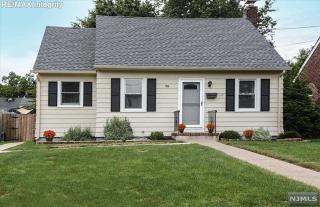 48 Merritt Ave, Dumont, NJ 07628-2617