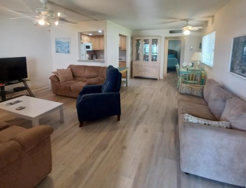 354 Saxony H, Delray Beach, FL 33446-1009