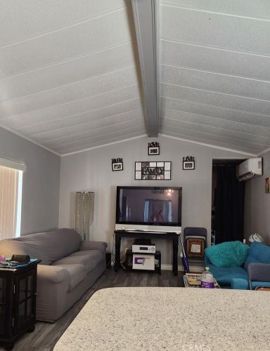 415 Shawnee Rd, Perris CA  92570-1737 exterior