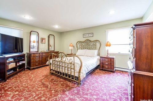 34 Flower Ln, Muttontown NY  11753-2312 exterior