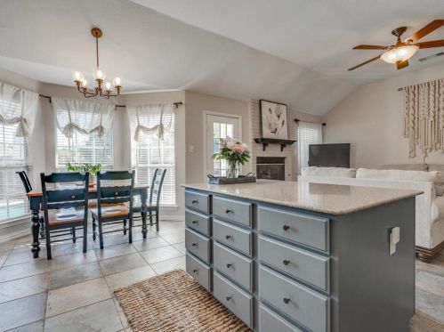 1100 Prospect Dr, Lewisville TX  75028-2548 exterior