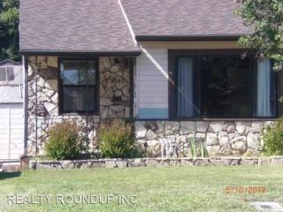 6337 Mcmahon Dr, Sacramento CA  95824-1933 exterior