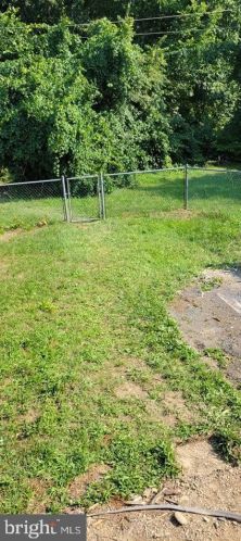 120 Virginia Ave, Carlisle PA  17013-1072 exterior