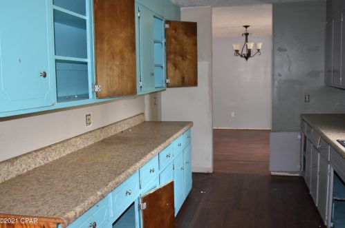 1631 Velvet Dr, Sunny Hills FL  32428-3220 exterior