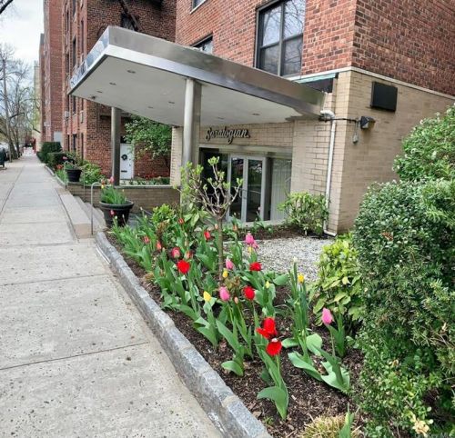 4315 Webster Ave, Bronx NY  10470-2358 exterior