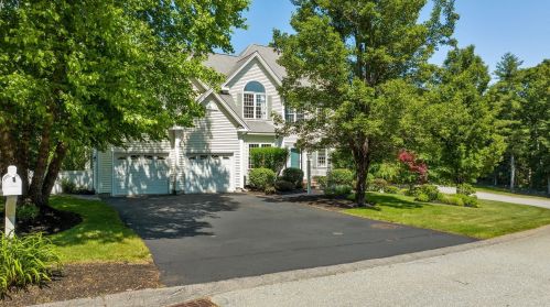 12 Artemis Rd, Salem, NH 03079-5603