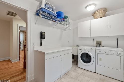 10 Masar Rd, Boonton NJ  07005-8900 exterior