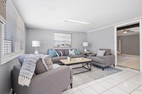 8191 Somers Dr, Anaheim CA  92804-6765 exterior