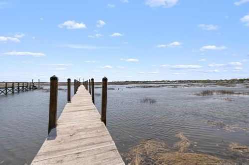 259 Housatonic Dr, Milford CT  06460-4935 exterior