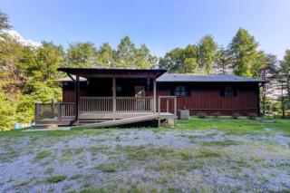 516 Pickens Gap Rd, Seymour, TN 37865-3011