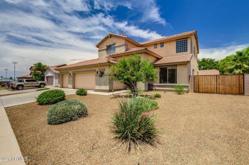 4036 Aire Libre Ave, Phoenix, AZ 85053-2765