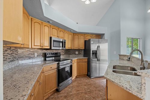 636 Oregon Woods Ct, Orlando FL  32824-9417 exterior