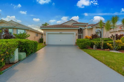 10827 Madison Dr, Boynton Beach, FL 33437-3953