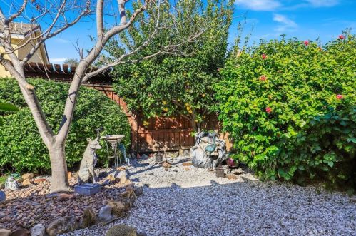 6736 Stonegate Dr, Chino CA  91710-6227 exterior