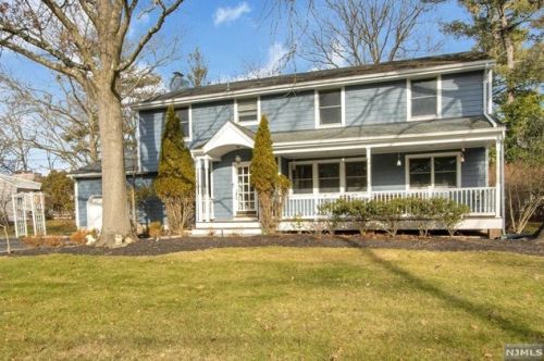 33 Riker Ave, Harrington Park, NJ 07640-1318
