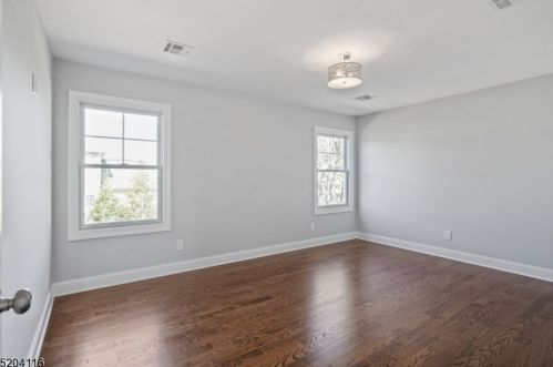 286 Washington St, Berkeley Heights NJ  07922-1123 exterior
