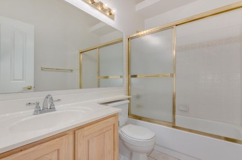 1903 Behrend Dr, Phoenix AZ  85024-1242 exterior