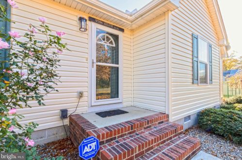 9586 Middleford Rd, Seaford, DE 19973-7841
