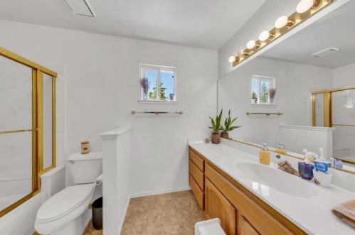 217 Fairmont Dr, Grass Valley CA  95945-9708 exterior