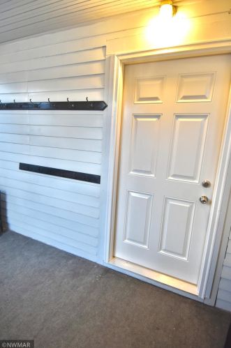 718 Duluth Ave, Thief River Falls, MN 56701-1430