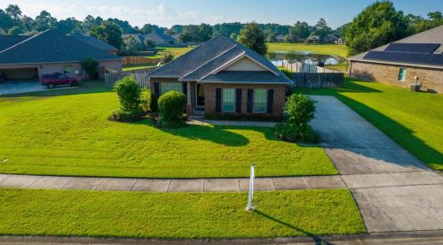 315 Camellia Ct, Freeport, FL 32439-2497