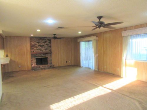 103 Rugosa Dr, Folsom CA 95630-2919 exterior