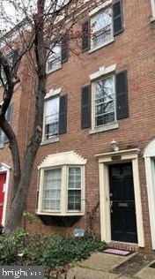 1737 Corcoran St, Washington, DC 20009-2405