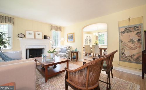 1804 Thomas Rd, Wilmington, DE 19803-3101