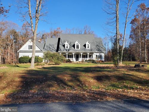 31325 Paynes Farm Dr, Locust Grove, VA 22508-2534