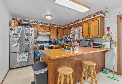 2615 Finger Rd, Green Bay, WI 54302-4820