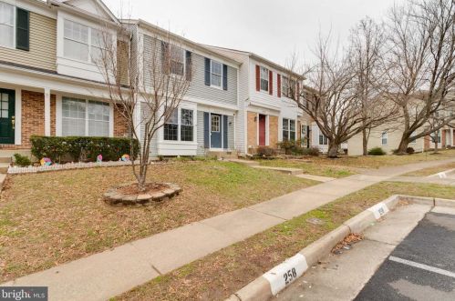 2608 Miranda Ct, Woodbridge, VA 22191-5143