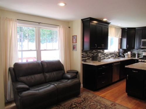 67 Standring St, Cumberland RI  02864-5221 exterior