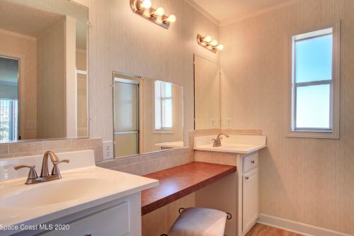 620 Puffin Dr, Sebastian FL  32976-7803 exterior