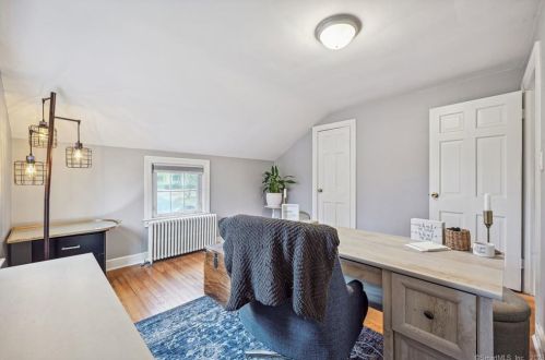 141 Cedarhurst Ln, Milford CT  06461-2721 exterior