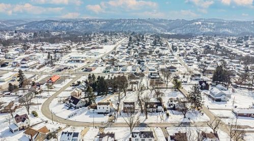 125 Kenmont Ave, New Kensington PA  15068-2927 exterior