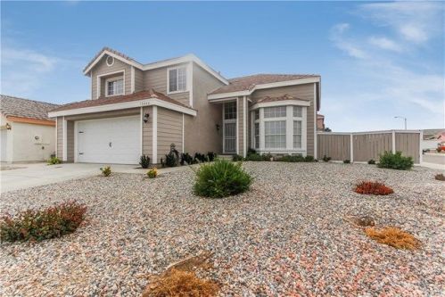 15443 Cardiff Ln, Victorville, CA 92394-1592